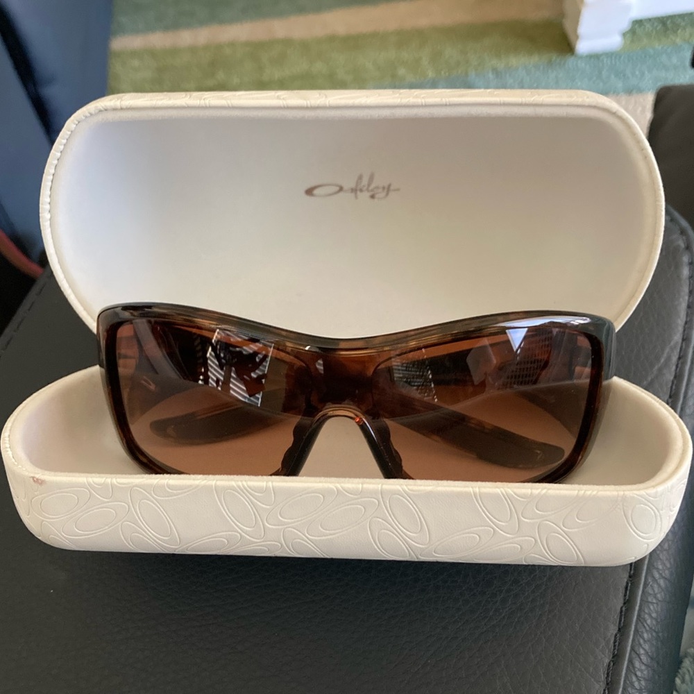 Women’s Split Shot Oakley Pro Tip Sunglasses